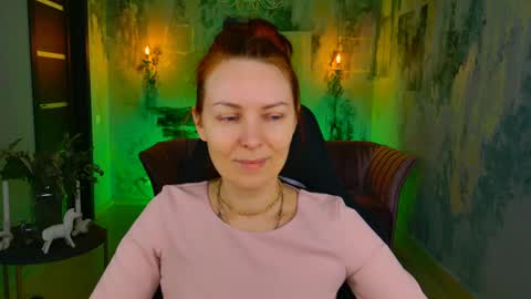 Snapshot of vandarossi chatting on 02-21-25, 05:13 Vanda online show from 02-21-25, 05:13