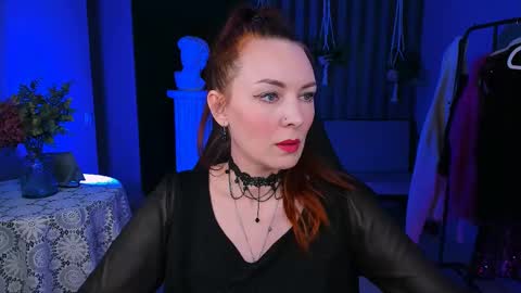 Snapshot of vandarossi chatting on 02-22-25, 03:03 Vanda online show from 02-22-25, 03:03