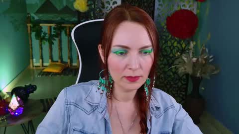 Snapshot of vandarossi chatting on 03-12-25, 11:31 Vanda online show from 03-12-25, 11:31