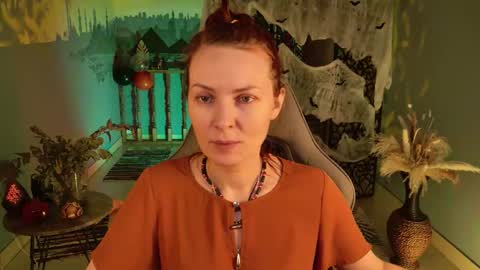 Vanda online show from 10-19-25, 05:41