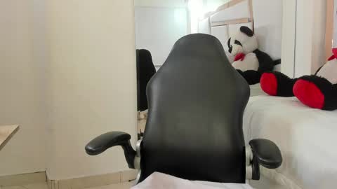 Snapshot of vanel_lope chatting on 05-16-26, 12:18 Vanel Lope online show from 05-16-26, 12:18