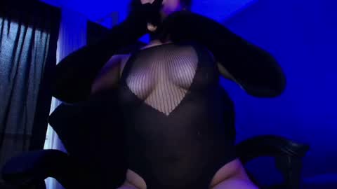 Snapshot of vanelope11 chatting on 09-19-25, 07:47 Vanelope online show from 09-19-25, 07:47