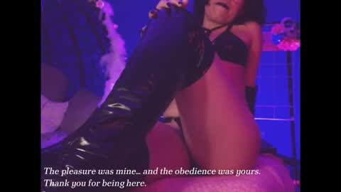 Snapshot of vanelope11 chatting on 10-16-25, 07:04 Vanelope online show from 10-16-25, 07:04