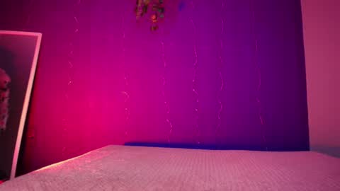 Snapshot of vanelope11 chatting on 11-20-25, 07:13 Vanelope online show from 11-20-25, 07:13