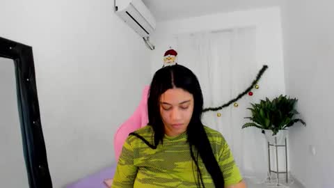 Snapshot of vanelope_smith chatting on 11-30-25, 02:04 vanelope_smith online show from 11-30-25, 02:04