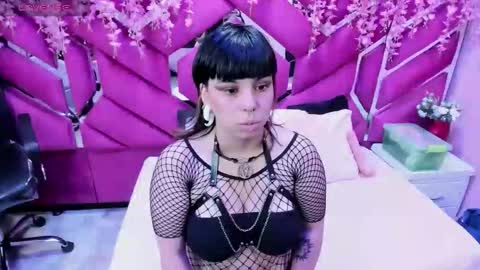 Snapshot of vanesa_boobs chatting on 02-06-26, 03:00 vanessa bobs online show from 02-06-26, 03:00