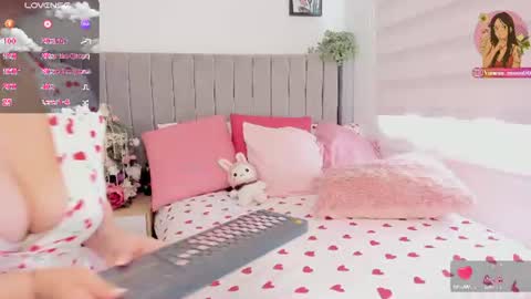 vanesa_moon_ online show from 07-05-26, 09:11