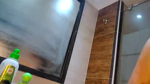 vanessa and samantha online show from 02-15-26, 07:54