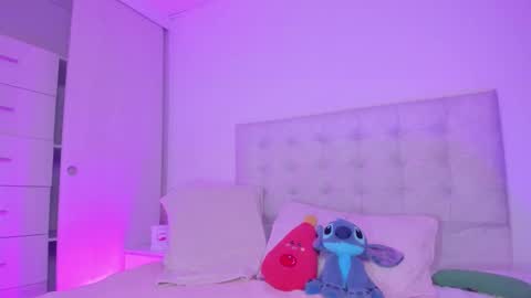 Vane  online show from 03-04-26, 07:53