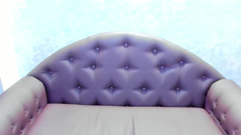 Snapshot of vanessa_florence chatting on 09-28-25, 01:11 RUSSIAN BARBIE BABE online show from 09-28-25, 01:11