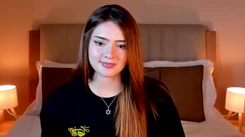 vanessa_foxyy online show from 06-16-26, 07:38