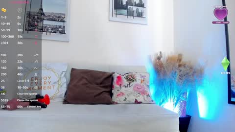 Snapshot of vanessa_gonzaless chatting on 12-11-24, 12:23 Vanessa online show from 12-11-24, 12:23