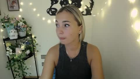 Vanessa online show from 06-30-26, 07:42