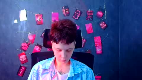 Snapshot of vanessa_lissme chatting on 08-03-26, 05:06 Vanessa online show from 08-03-26, 05:06