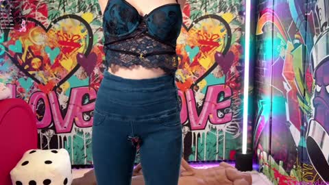  Vanessa  online show from 01-17-26, 04:54