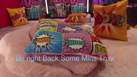 Snapshot of vanessa_love chatting on 05-17-26, 04:36 Vanessa online show from 05-17-26, 04:36
