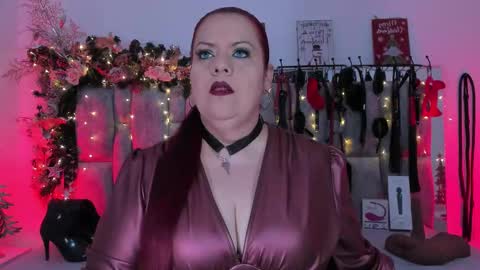 Vanessa online show from 12-20-25, 12:12