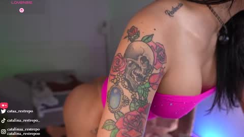 Snapshot of vanessa_sexxy chatting on 09-17-25, 02:02 vanessa sexxy online show from 09-17-25, 02:02