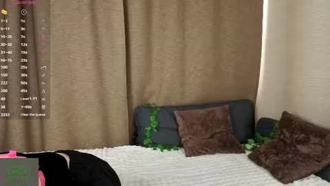 Snapshot of vanessa_sweeti chatting on 06-20-26, 08:06 Alice online show from 06-20-26, 08:06