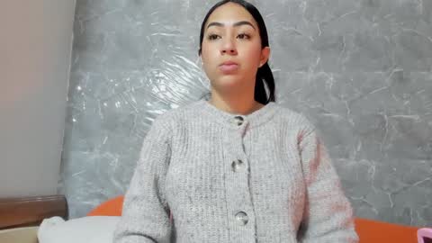 Snapshot of vanessaadol chatting on 01-29-25, 10:27 vanessaadol online show from 01-29-25, 10:27