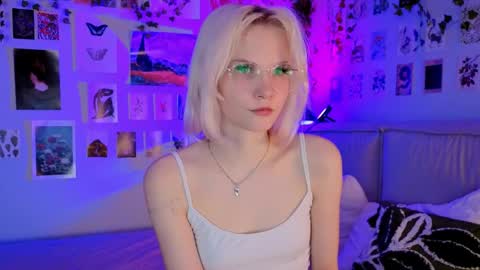 Snapshot of vanessaaustin chatting on 04-30-26, 08:57 Vanessa online show from 04-30-26, 08:57