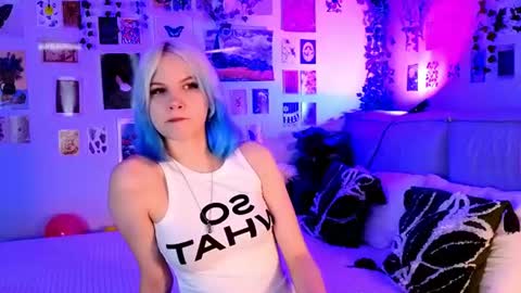 Snapshot of vanessaaustin chatting on 06-27-26, 02:55 Vanessa online show from 06-27-26, 02:55