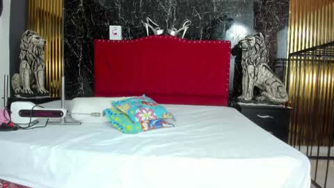 Vanessa Hard online show from 04-06-26, 03:04