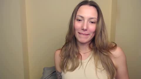 Snapshot of vanessakim_ chatting on 02-25-25, 10:07 Vanessa online show from 02-25-25, 10:07