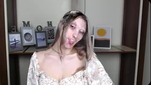 Vanessa online show from 03-20-26, 05:18