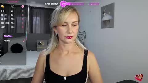 Snapshot of vanessakleiner chatting on 09-17-25, 11:12 Vanessa online show from 09-17-25, 11:12