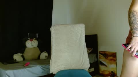 Snapshot of vanessamcqueen07 chatting on 11-01-25, 10:12 Vanesa online show from 11-01-25, 10:12