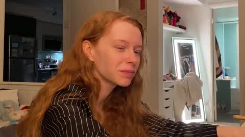 Snapshot of vanessapark chatting on 02-27-25, 11:31 Vanessa online show from 02-27-25, 11:31