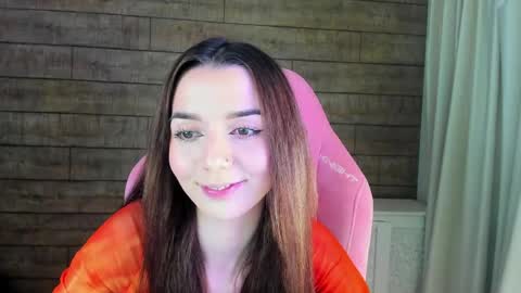 Snapshot of vanessavienne chatting on 04-25-26, 04:37 VanessaVienne online show from 04-25-26, 04:37