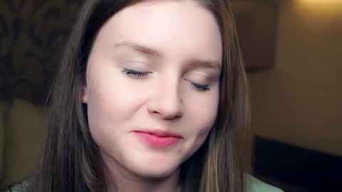 Luna online show from 10-21-25, 05:57