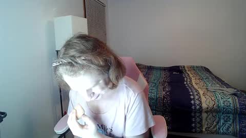 vanfairy526 online show from 04-01-26, 09:54