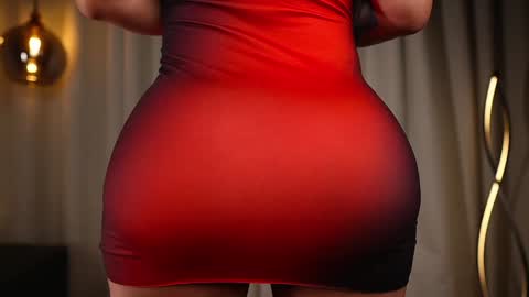 Snapshot of vaniaa_ chatting on 01-25-25, 02:04 Vania online show from 01-25-25, 02:04