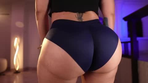 Vania  online show from 04-16-26, 12:44