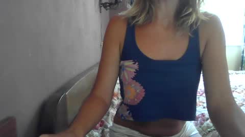 vanillachika205 online show from 07-10-26, 10:51