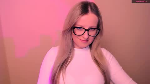 Mia online show from 02-27-26, 05:57