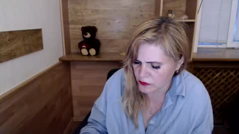 vanillaloveli online show from 06-28-26, 05:52