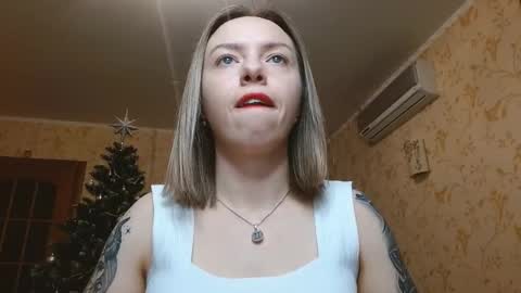 VanillaMuffin online show from 01-10-26, 01:46