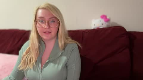 vanillapuddingpie online show from 01-28-25, 12:36