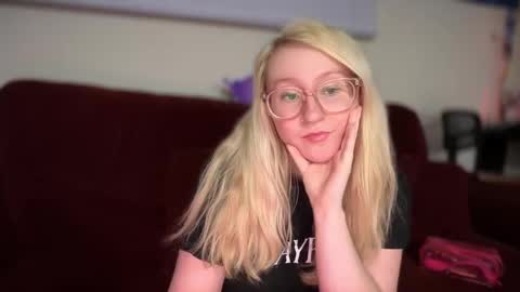 vanillapuddingpie online show from 02-10-25, 02:52