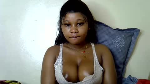 Snapshot of vanillavenus chatting on 09-16-25, 11:17 vanillavenus online show from 09-16-25, 11:17