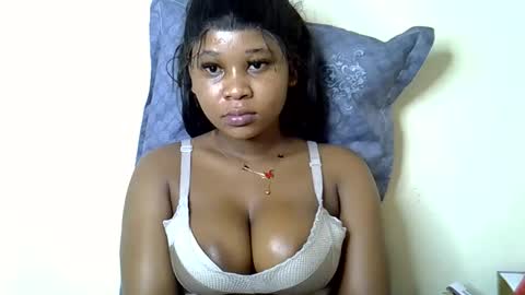 Snapshot of vanillavenus chatting on 09-26-25, 11:42 vanillavenus online show from 09-26-25, 11:42