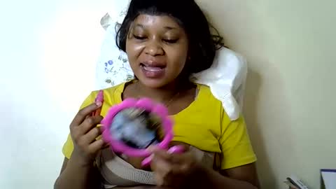 Snapshot of vanillavenus chatting on 10-01-25, 03:23 vanillavenus online show from 10-01-25, 03:23