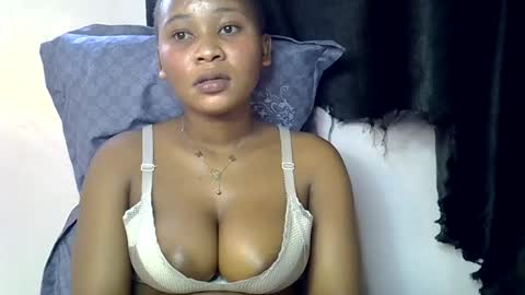 Snapshot of vanillavenus chatting on 11-23-25, 11:21 vanillavenus online show from 11-23-25, 11:21