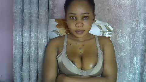 vanillavenus online show from 07-02-26, 12:00