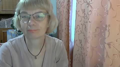 Snapshot of vanillaxcreamy chatting on 12-21-24, 09:23 Vanillaxcreamy online show from 12-21-24, 09:23