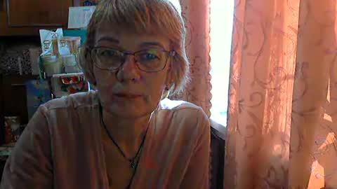 Snapshot of vanillaxcreamy chatting on 02-19-25, 11:17 Vanillaxcreamy online show from 02-19-25, 11:17